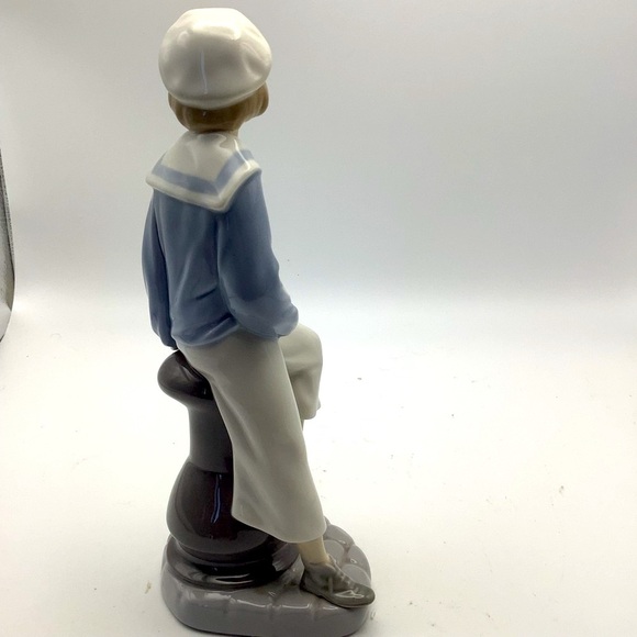 Vintage Llardo Spain Porcelain Sailor Boy Figurine - Picture 9 of 15